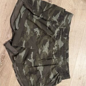 Athleta Camouflage Women's Shorts